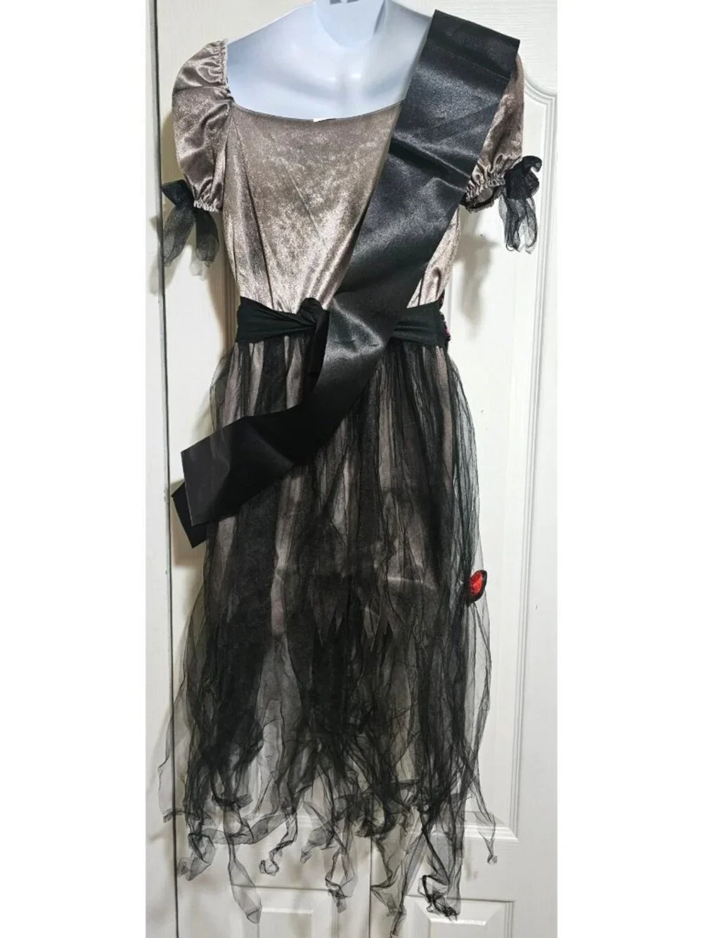 Zombie Prom Queen Corpse Costume Girls 8-10 Dress Tiara Crown Corsage Halloween - Picture 7 of 8